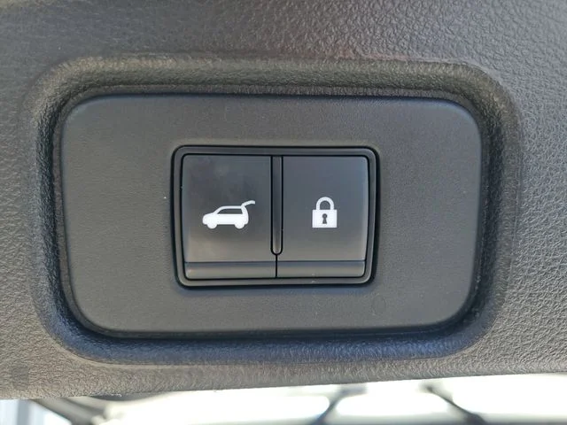 Certified Used 2024 White Nissan Platinum image 11
