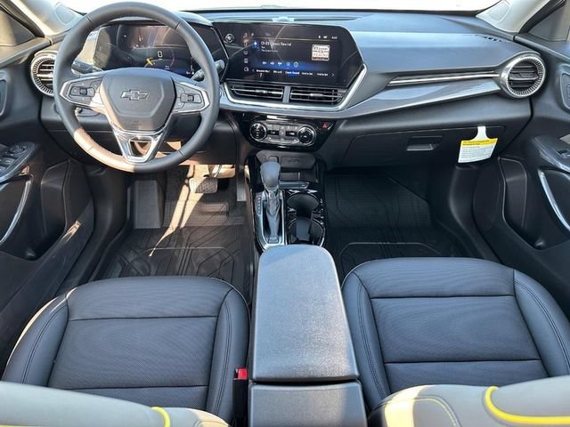 New 2026 Mosaic Black Metallic Chevrolet ACTIV image 6
