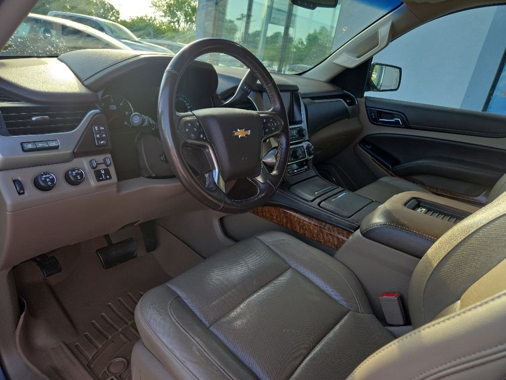 Used 2018 Gray Chevrolet Premier image 37