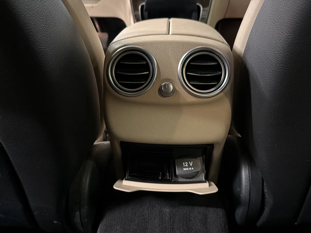 Used 2018 White Mercedes-Benz C 300 image 18