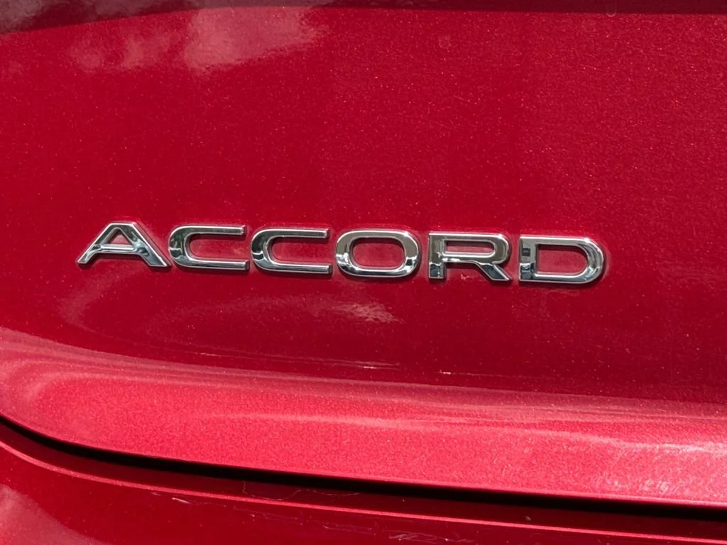 Used 2023 Red Honda LX image 10