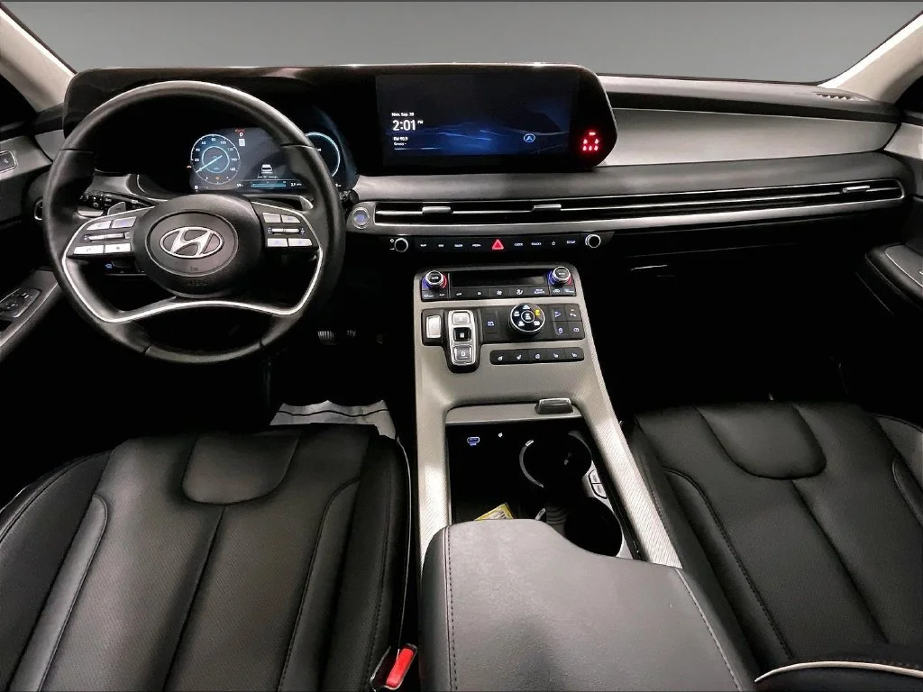 Used 2023 Sierra Burgundy Hyundai SEL image 22