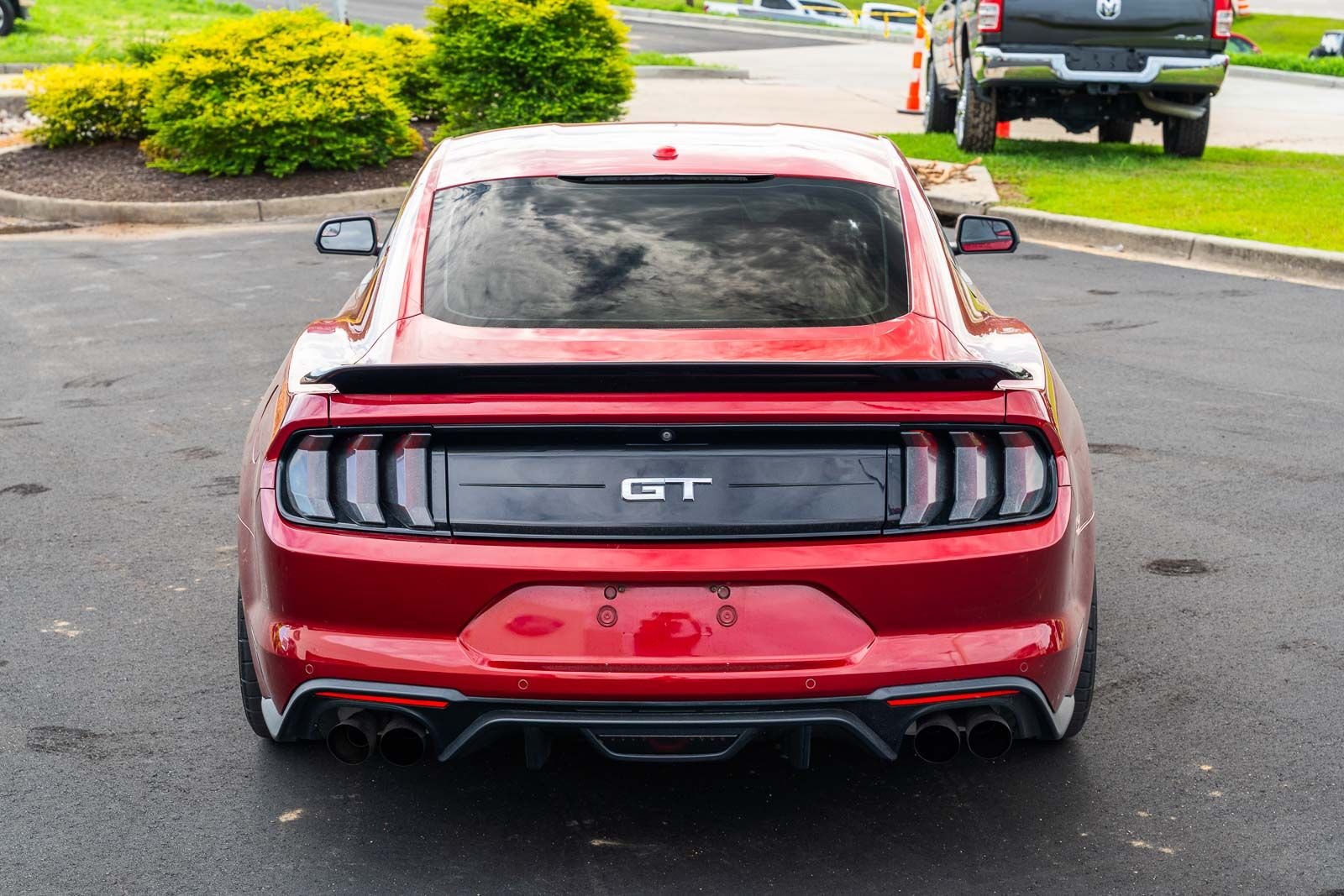 Used 2019 Red Ford GT Premium image 6