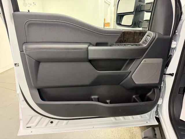 New 2026 Oxford White Ford F-350® Lariat® image 35