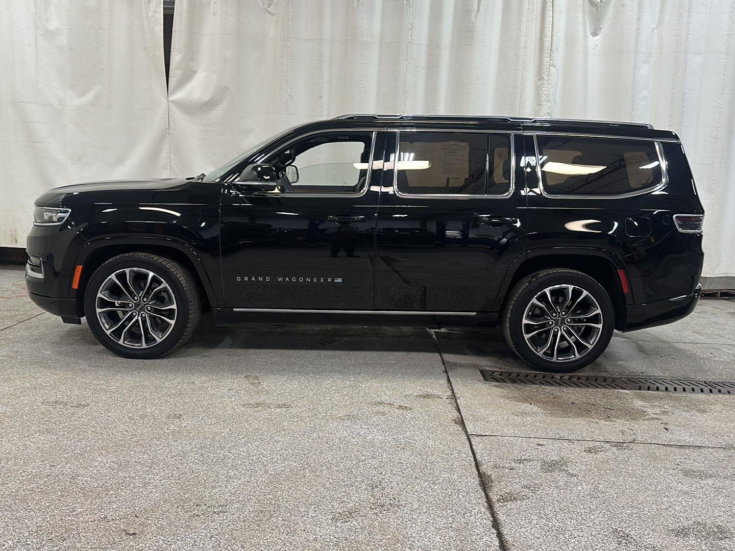 Used 2022 Jeep Grand Wagoneer Series III with VIN 1C4SJVGJ5NS100642 for sale in Waconia, Minnesota