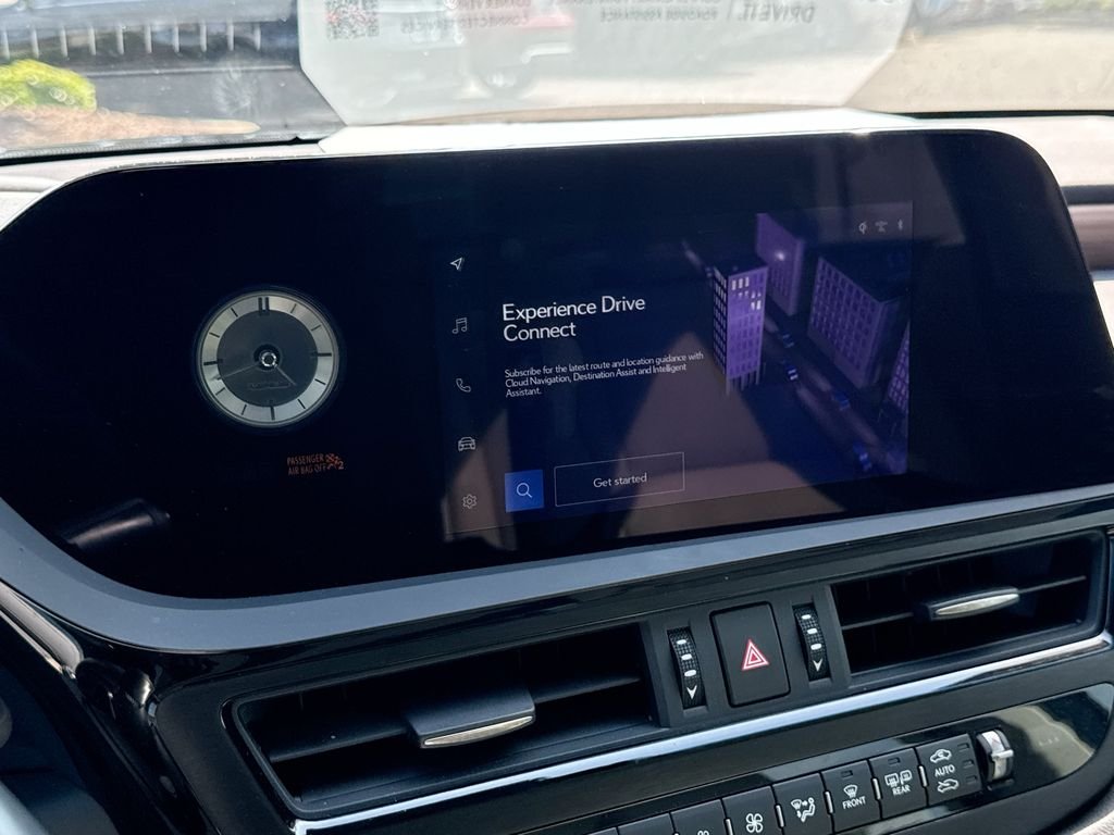 Used 2025  Lexus 350 image 26