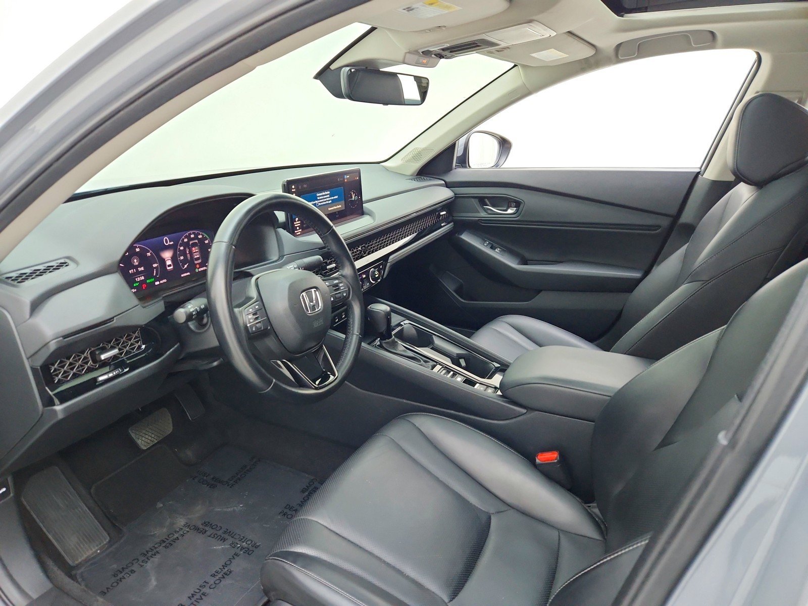 Used 2024 Urban Gray Pearl Honda EX-L image 16