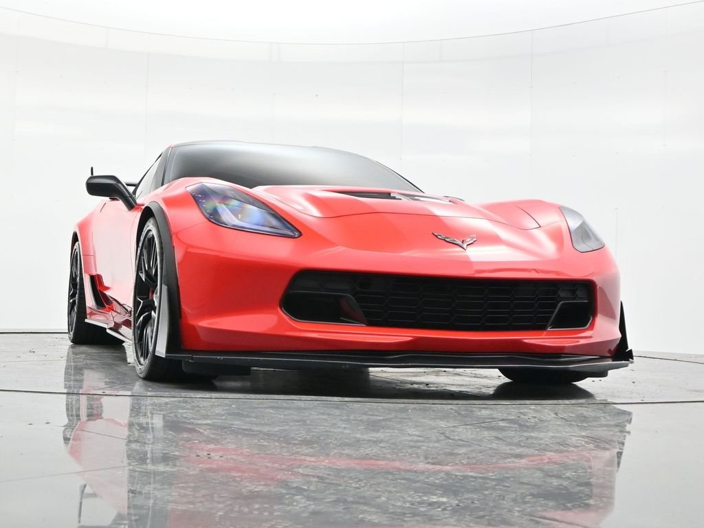 Used 2015 Torch Red Chevrolet Z06 image 41