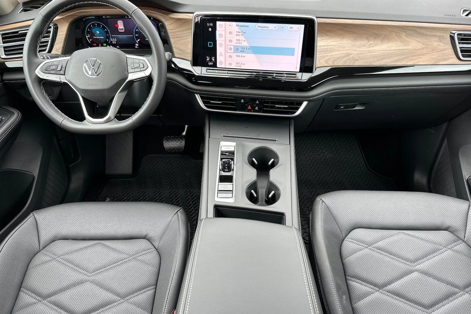 New 2026 White Volkswagen 2.0T SE image 12