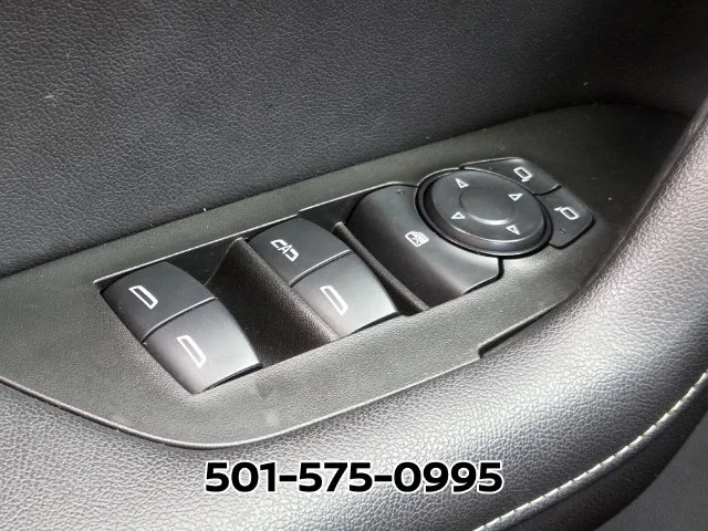 Used 2024 White Chevrolet LT image 33