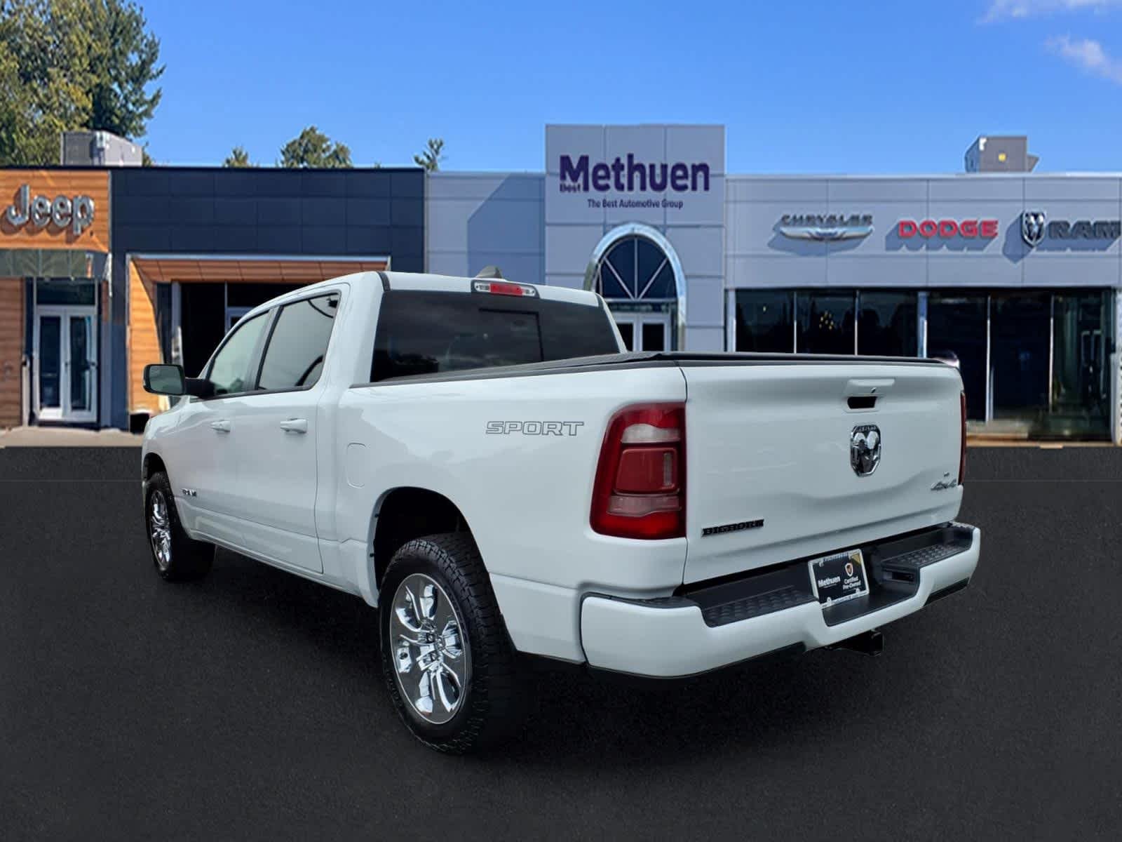 Used 2022 Bright White Clearcoat Ram Big Horn image 7