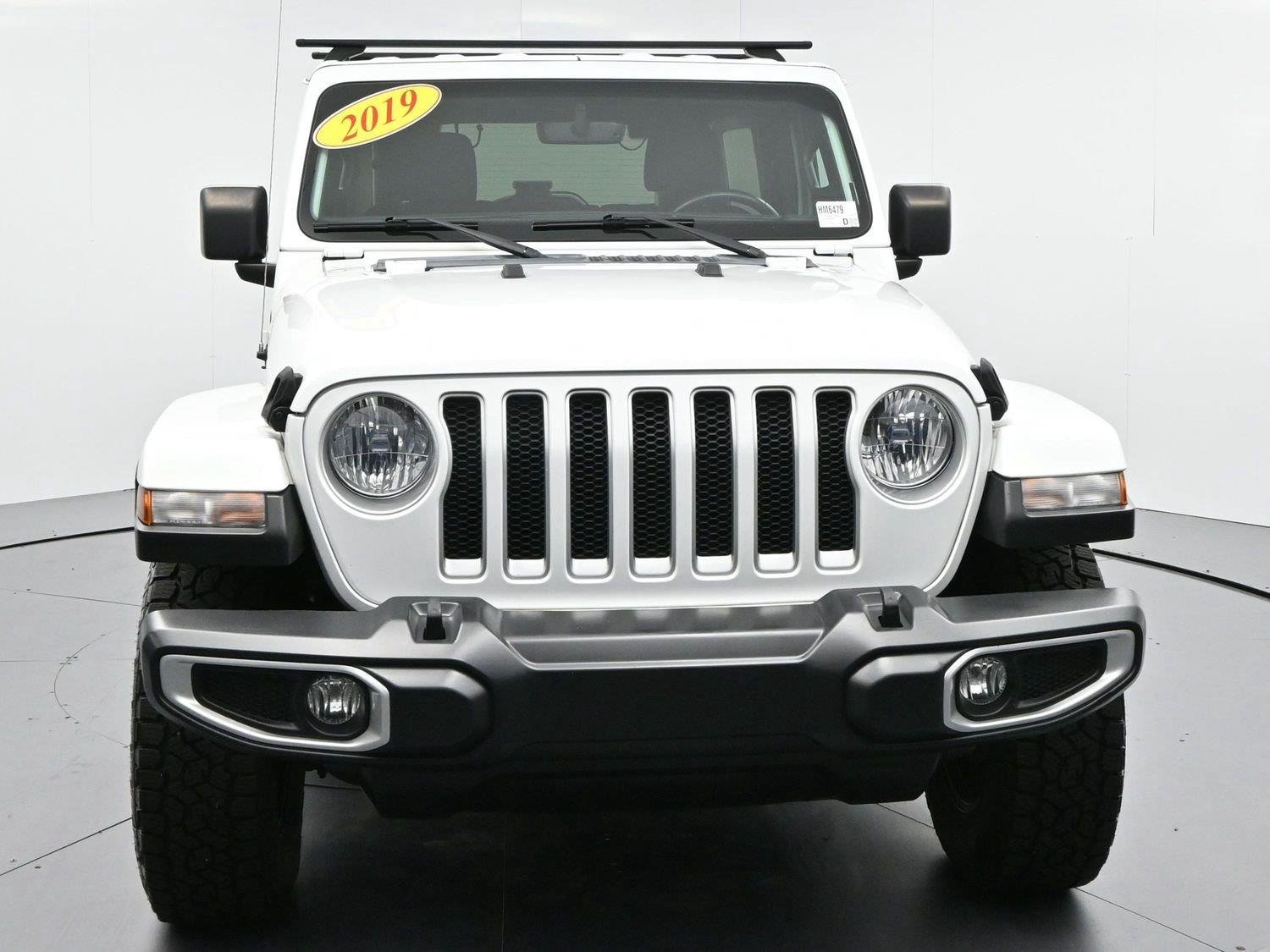 Used 2019 Bright White Clearcoat Jeep Sahara image 2