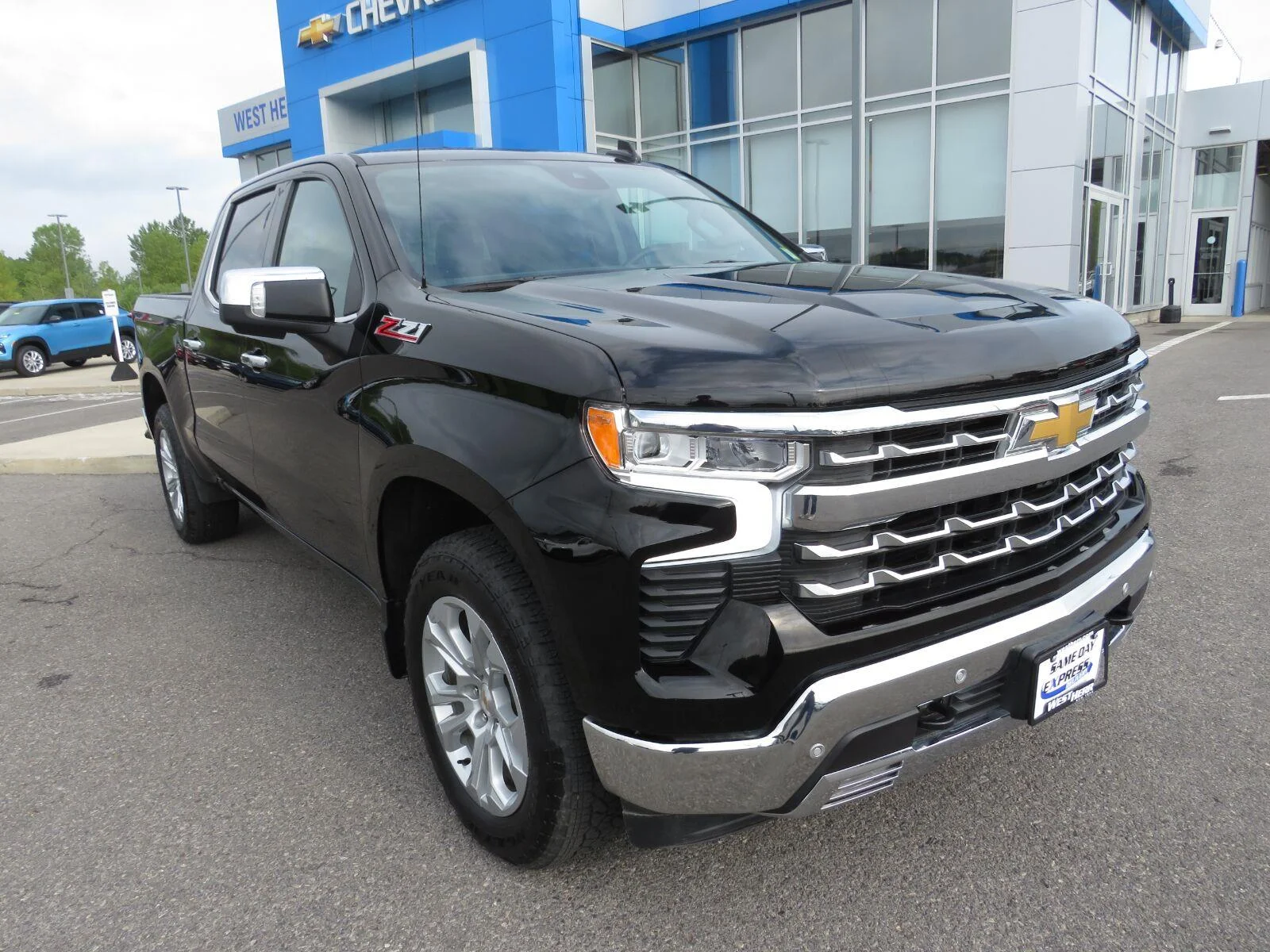 Used 2025 Black Chevrolet LTZ image 2