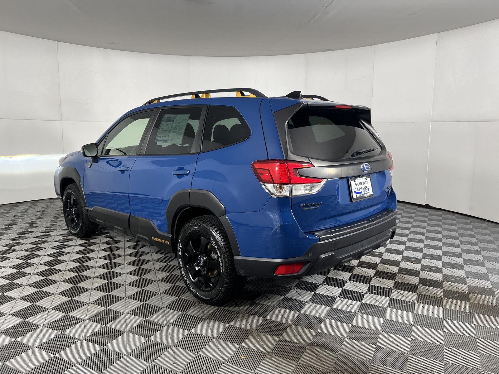 Used 2024 Geyser Blue Subaru Wilderness image 7