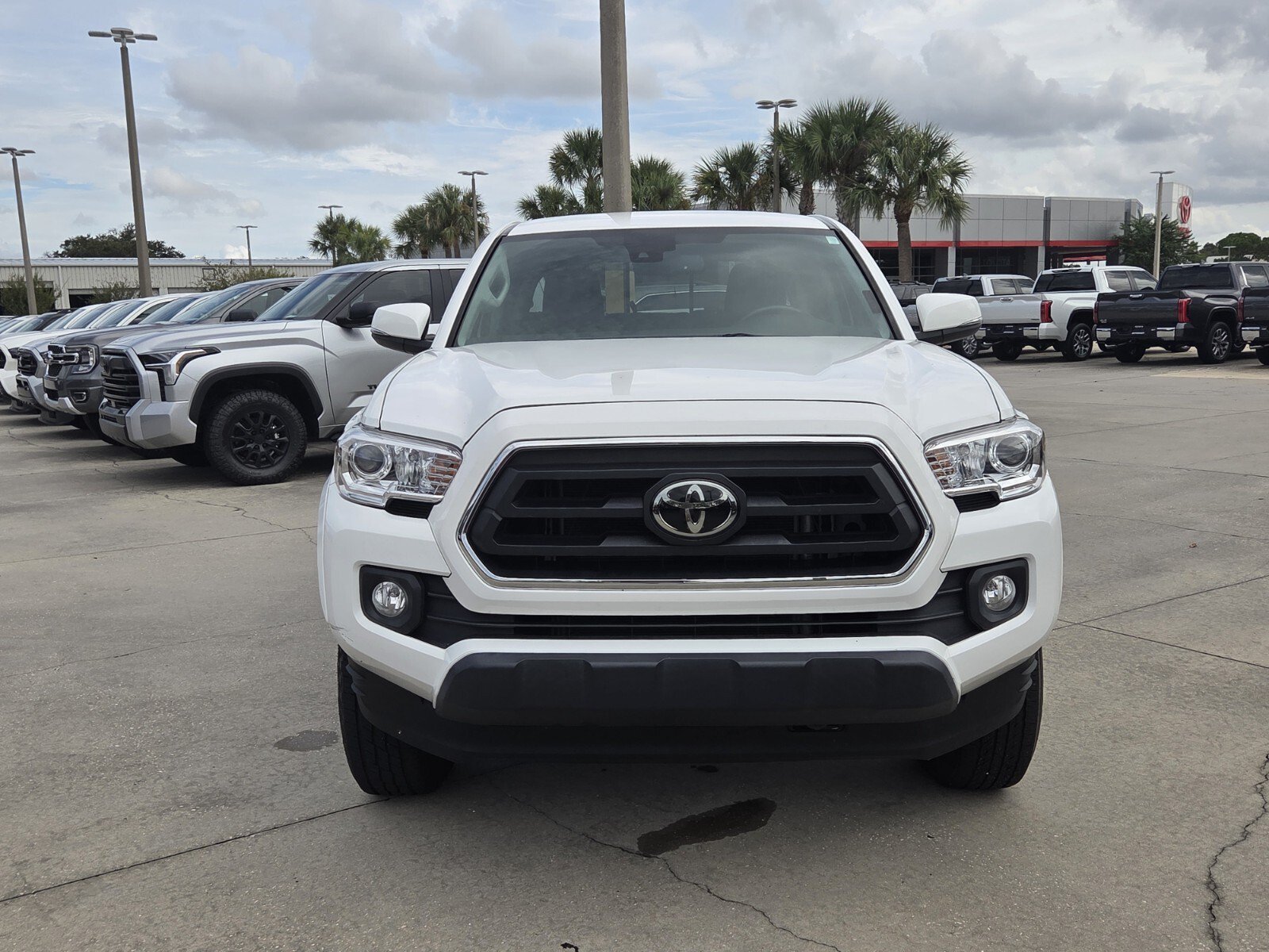 Used 2023 Ice Toyota SR5 image 1