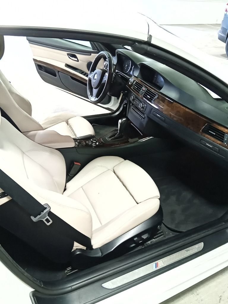 Used 2012 Alpine White BMW 328i image 12
