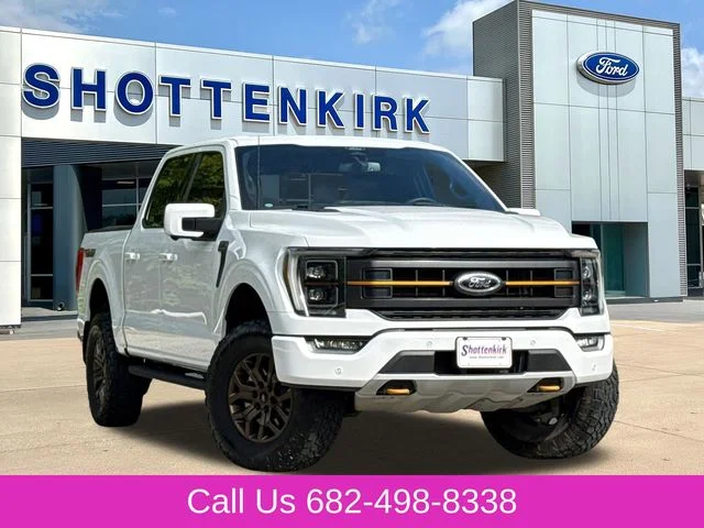 Used 2022 White Ford Tremor image 1