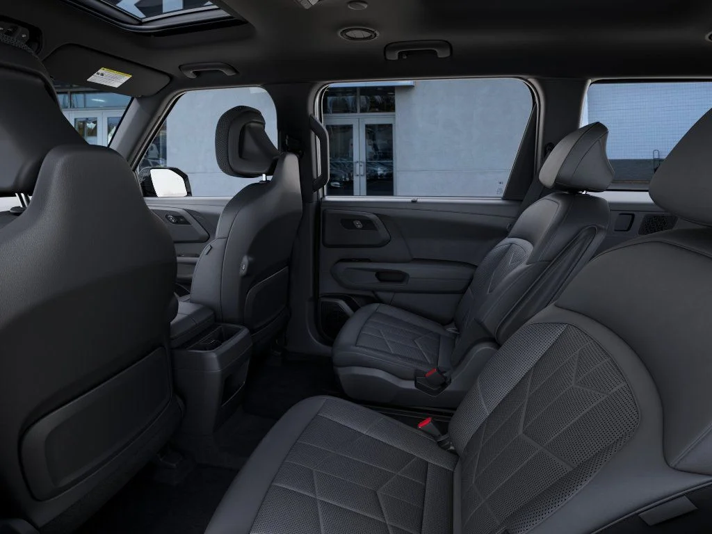 New 2027 Glacial White Pearl Kia X-LINE SX image 18