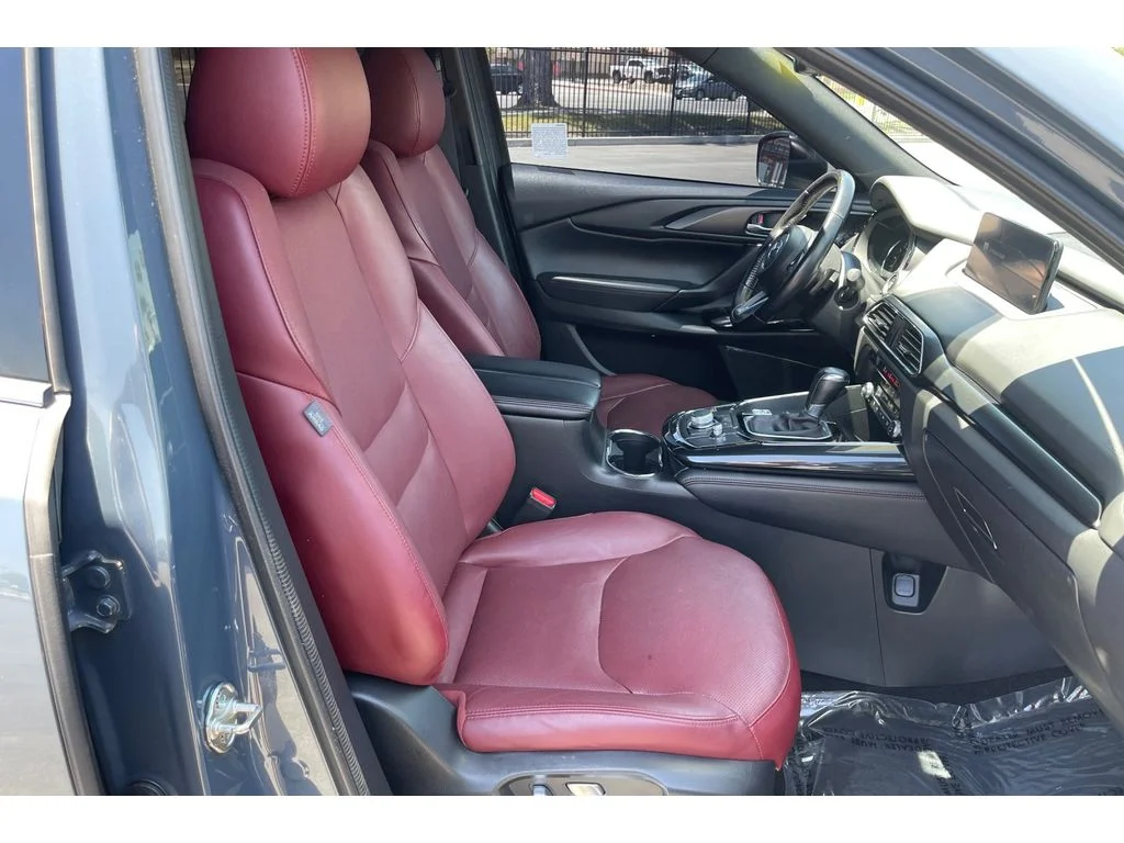 Certified Used 2022 Polymetal Gray Metallic Mazda Carbon Edition image 21