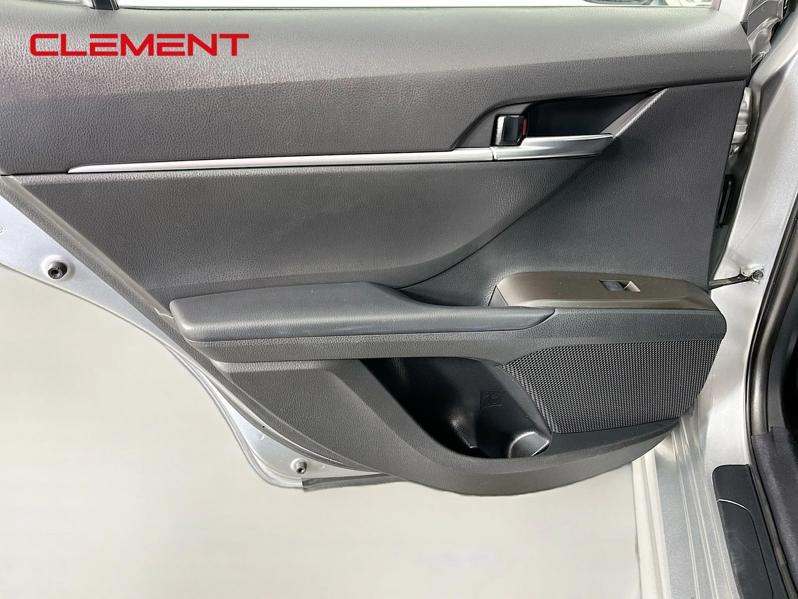 Used 2022 Silver Toyota SE image 26