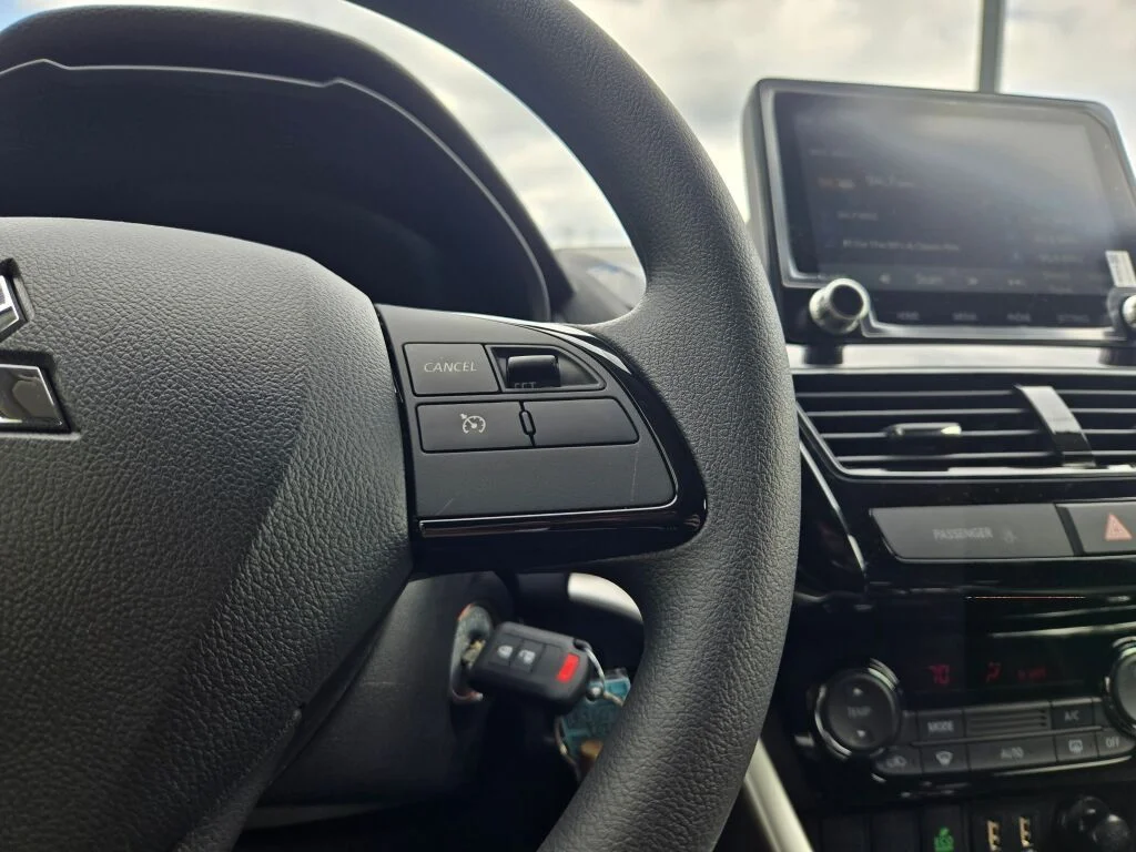 New 2026 Gray Mitsubishi ES image 26