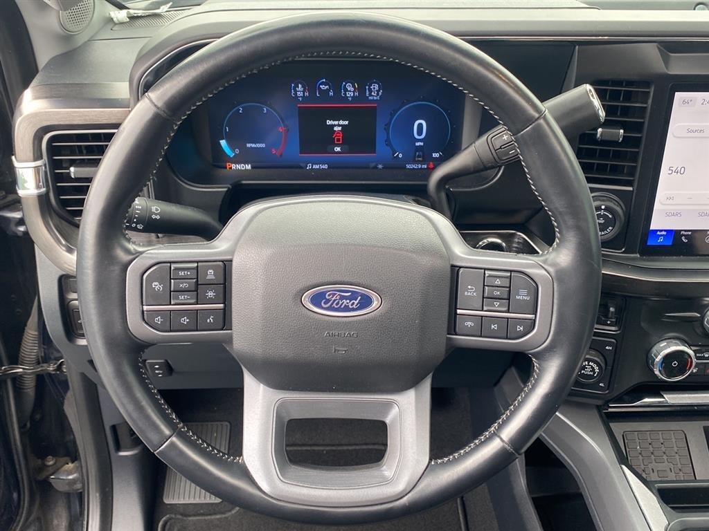 Used 2023 Antimatter Blue Metallic Ford LARIAT image 13