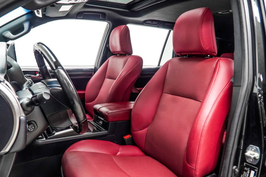 Used 2023 Black Lexus 460 image 47
