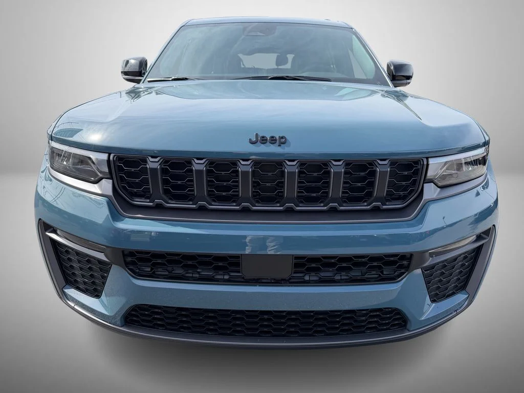 New 2026 Steel Blue Exterior Paint Jeep Limited image 7