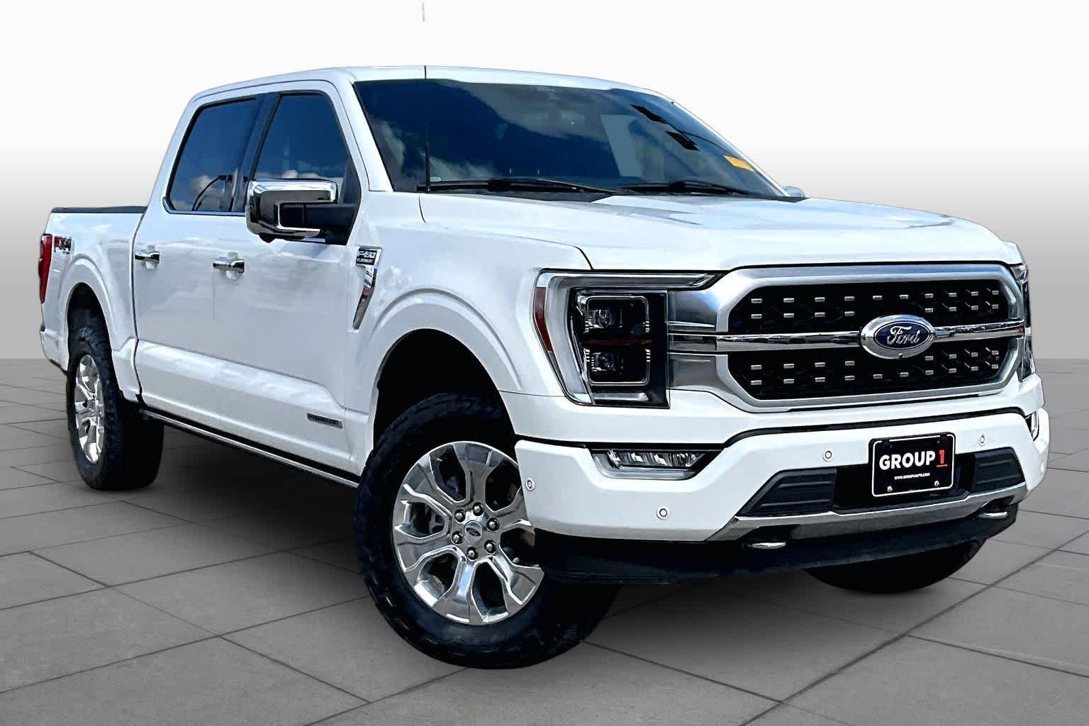 Used 2021 Star White Metallic Tri-Coat Ford Platinum image 3