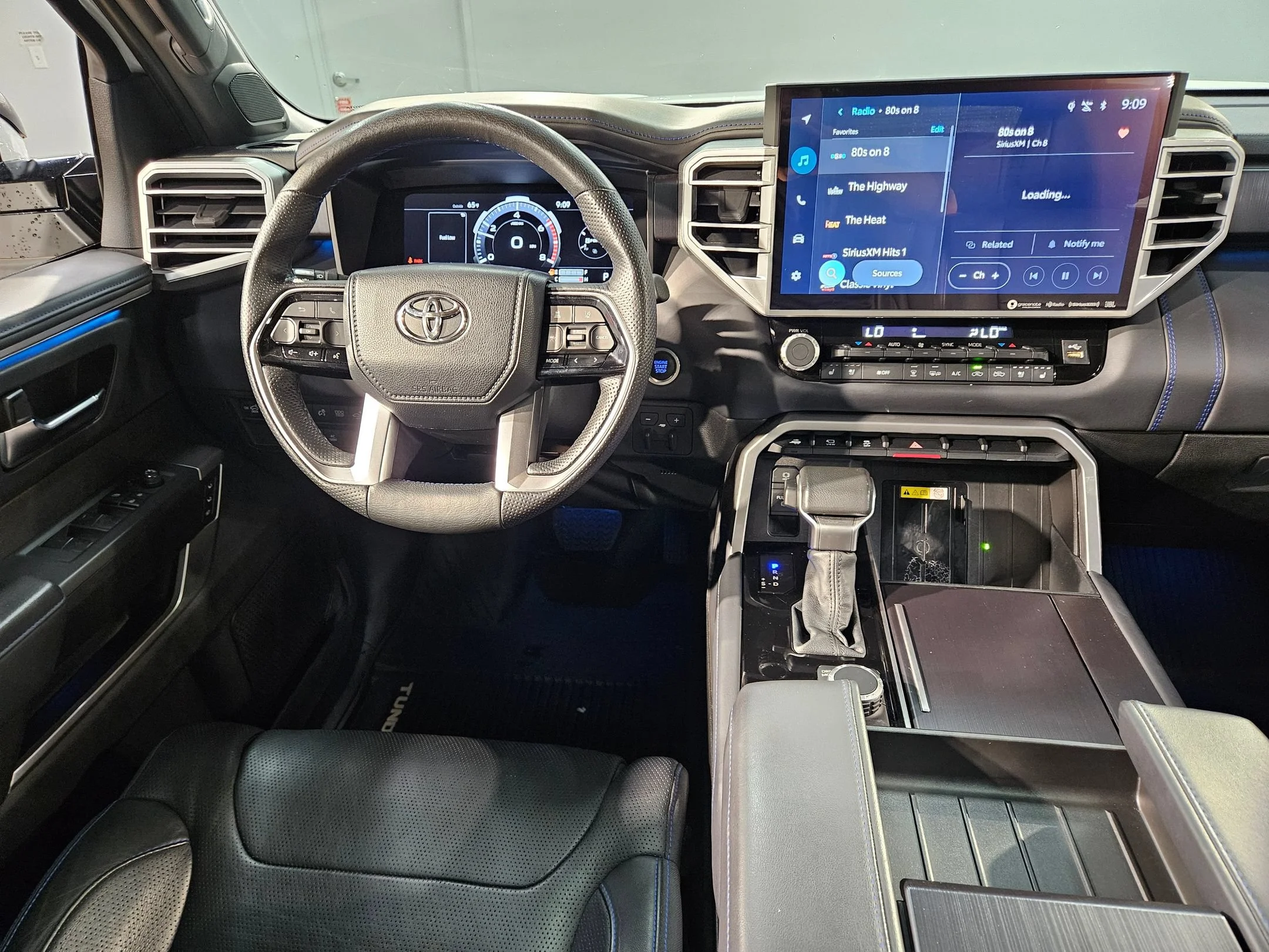 Used 2022 Wind Chill Pearl Toyota Platinum image 9