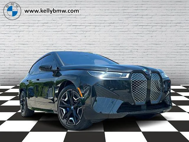 2023 BMW iX M60's photo