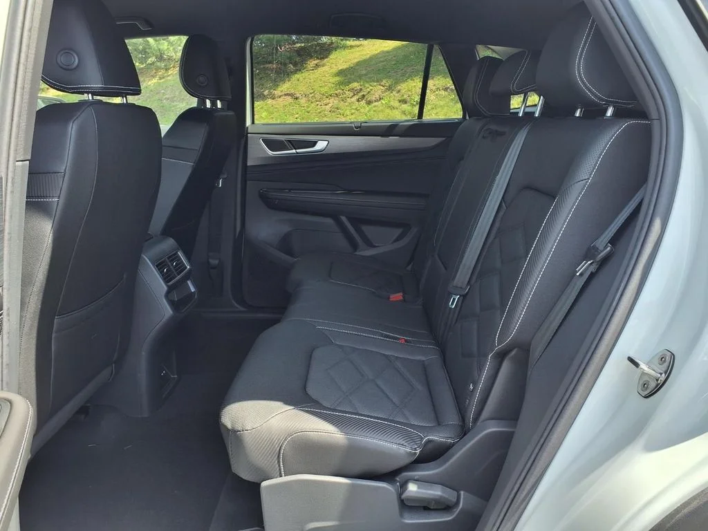 2026 Volkswagen Atlas Cross Sport SE - Photo 18