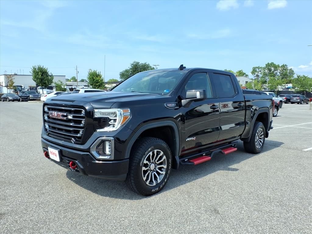 Used 2021 Black GMC AT4 image 9