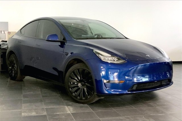 Used 2022 Tesla Model Y Long Range with VIN 7SAYGDEE6NF435109 for sale in Honolulu, HI