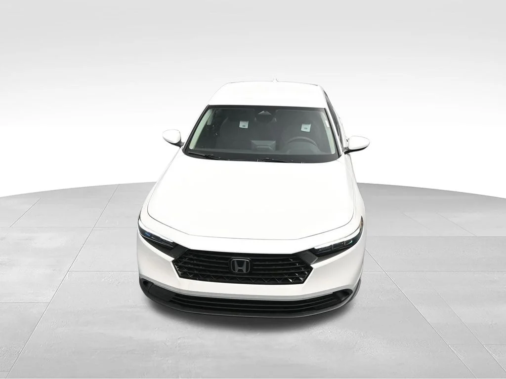 New 2026 Platinum White Pearl Honda LX image 25