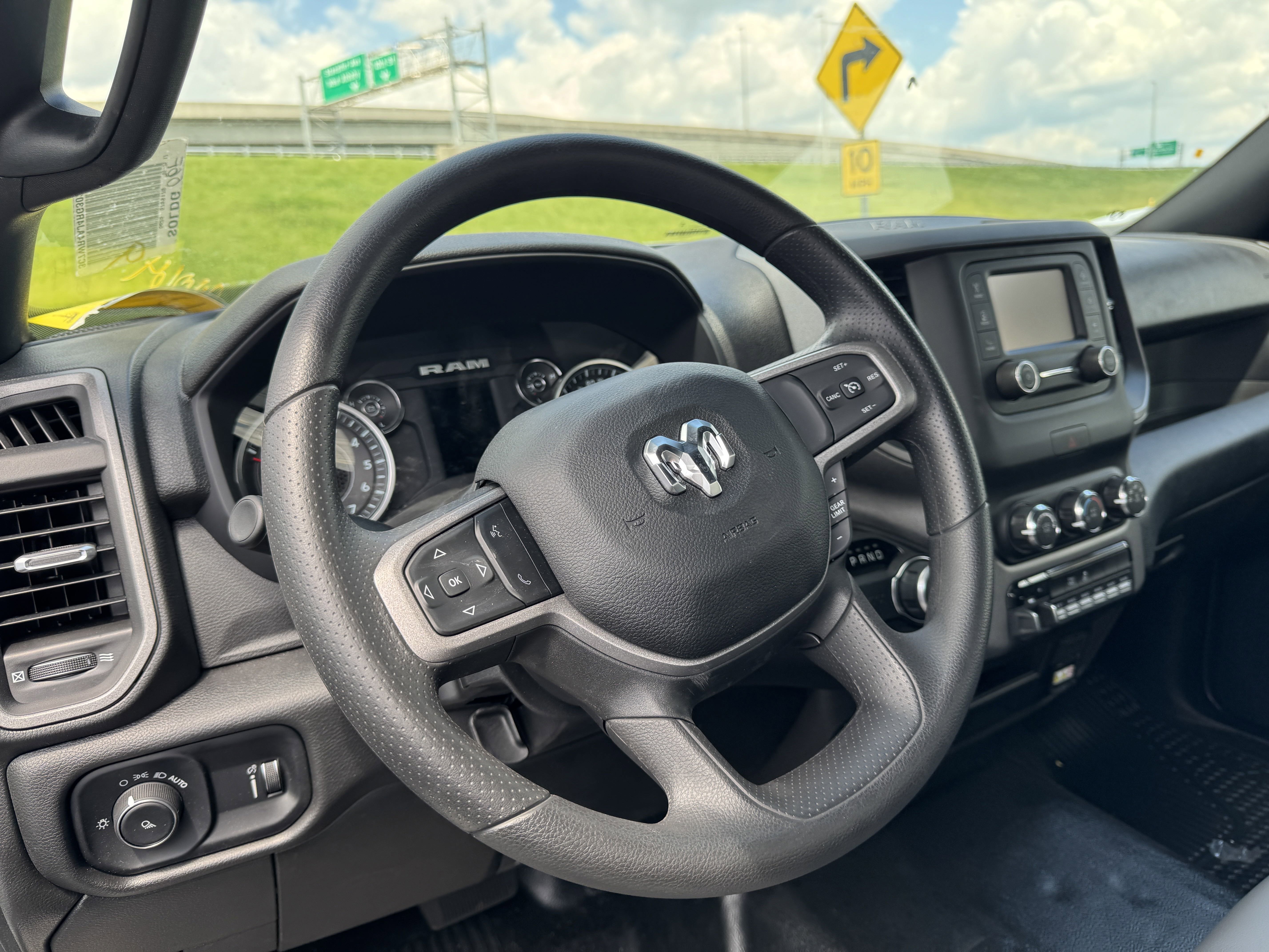 2024 RAM 2500 Tradesman - Photo 20