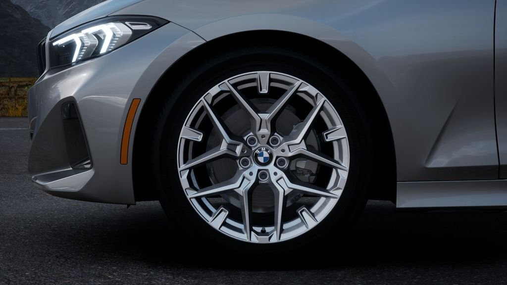 2025 BMW 3 Series 330i - Photo 35