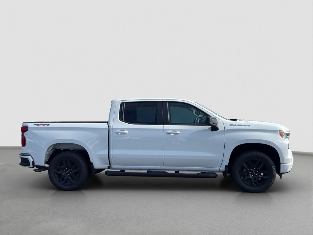 New 2026 Summit White Chevrolet RST image 7
