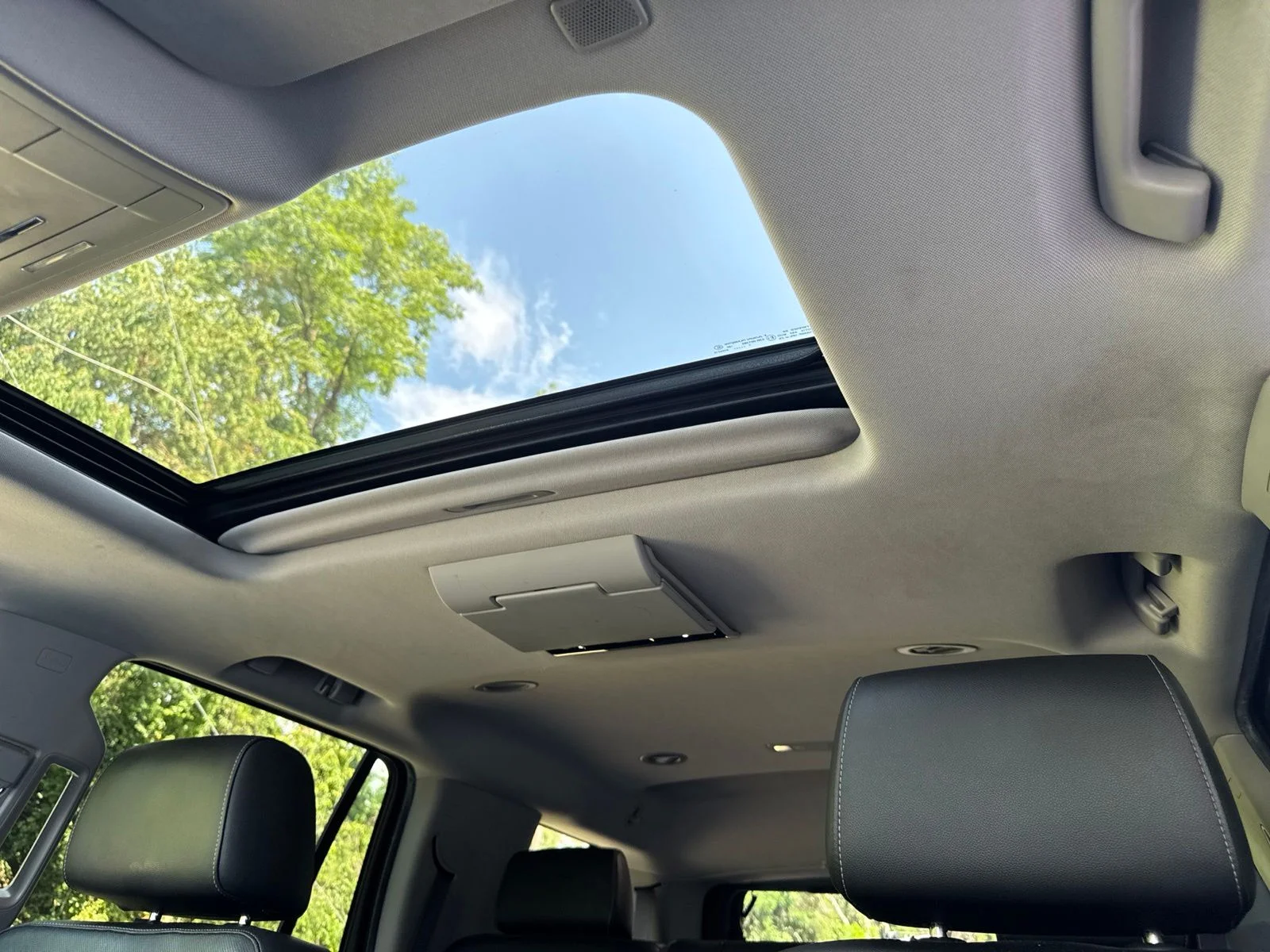 Used 2018 Silver GMC SLT image 5