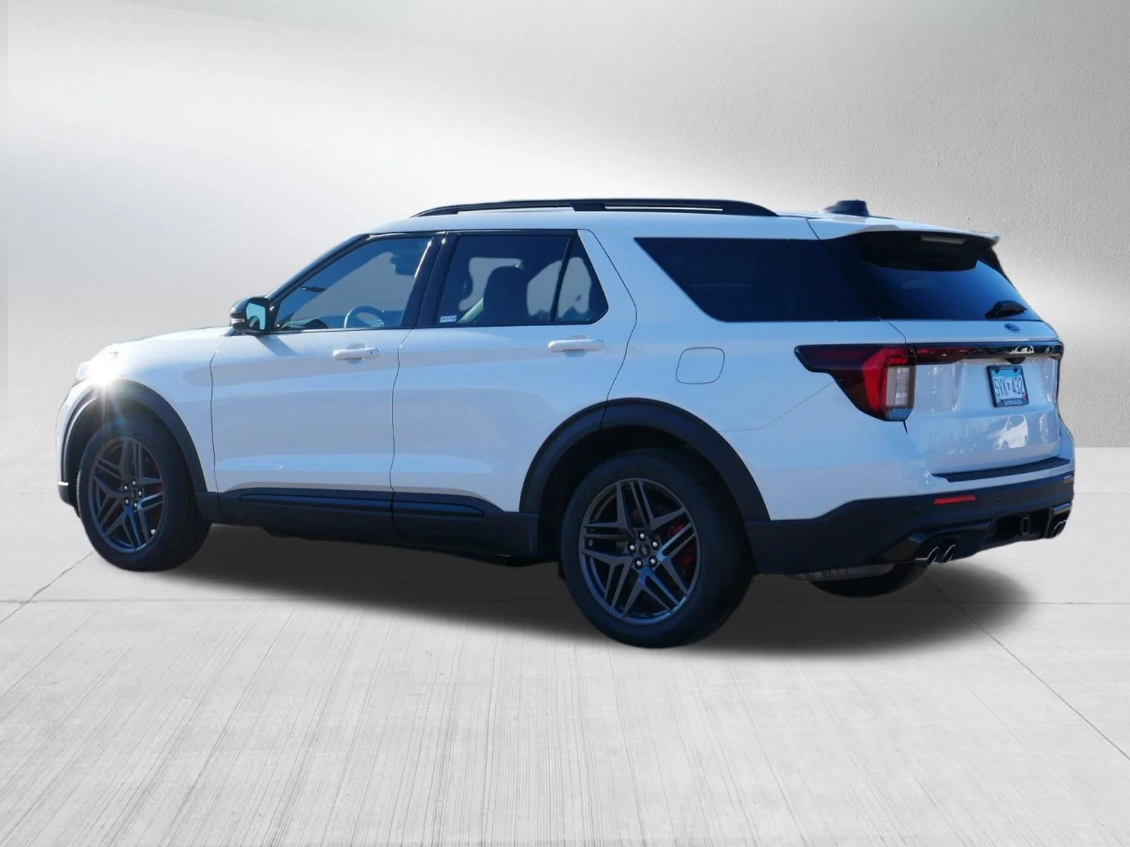 New 2026 Star White Ford ST image 5
