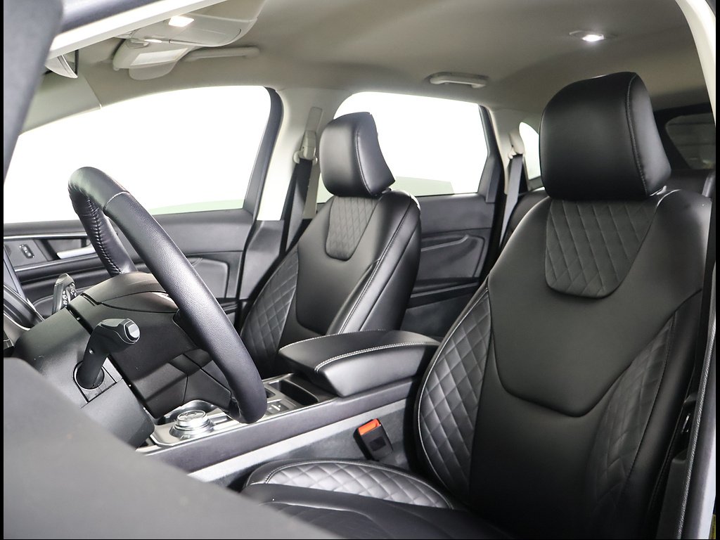 Used 2023 Agate Black Ford Titanium image 7