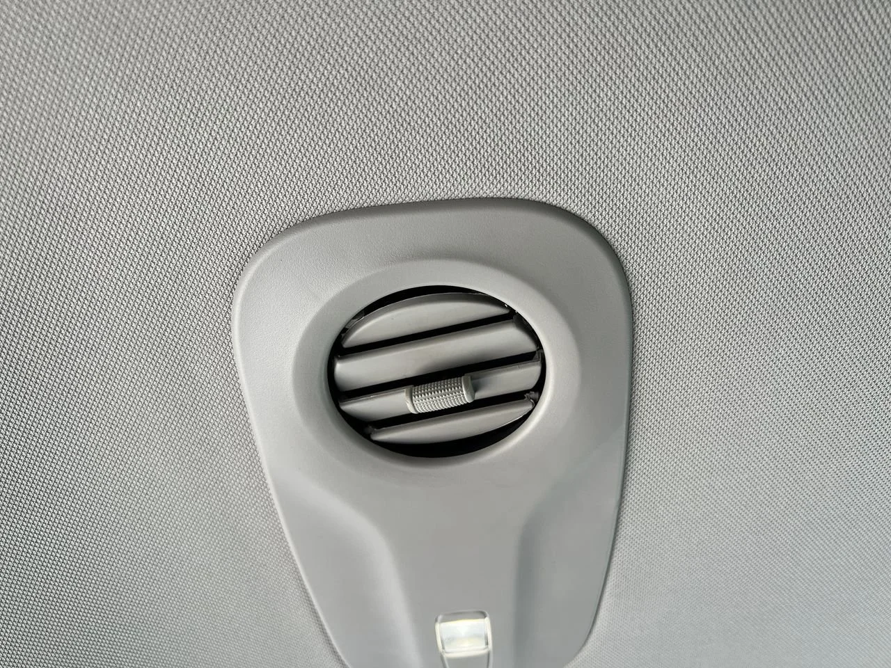 2024 Chrysler Pacifica Touring L - Photo 22