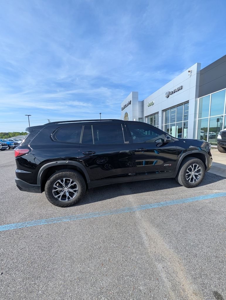 2025 GMC Acadia