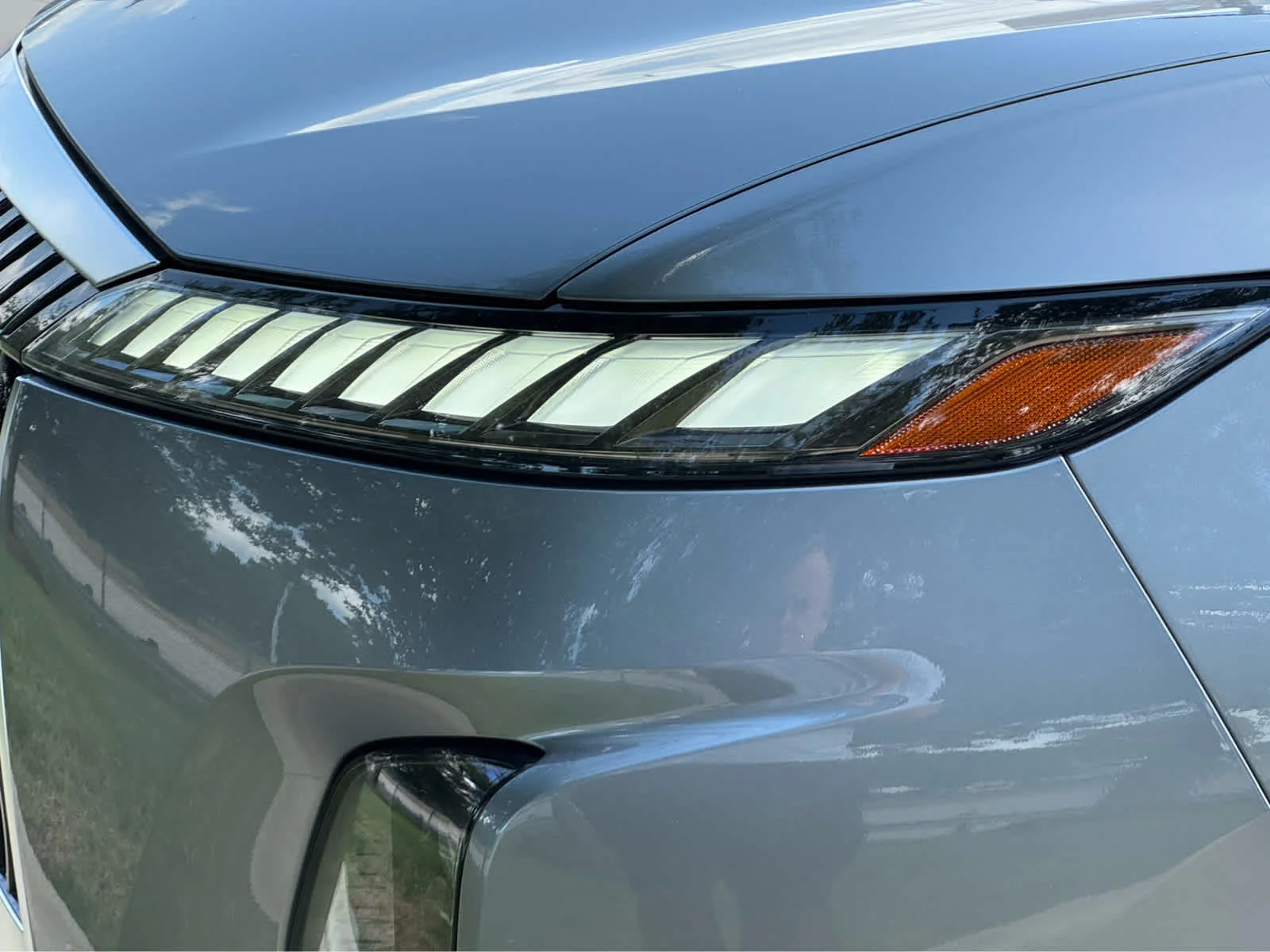 New 2027 DYNAMIC METAL INFINITI Luxe 2WD image 5