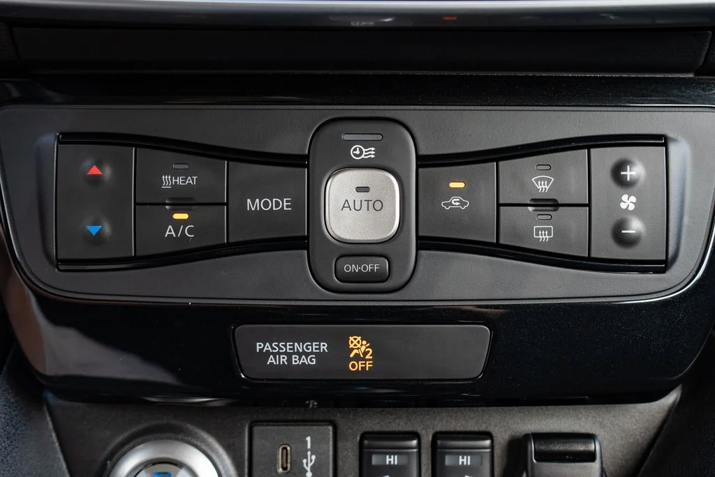 Used 2024 Gray Nissan SV Plus image 18