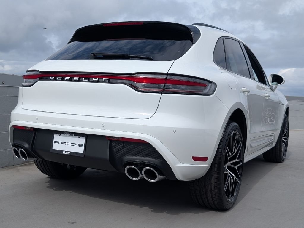 2026 Porsche Macan T - Photo 23