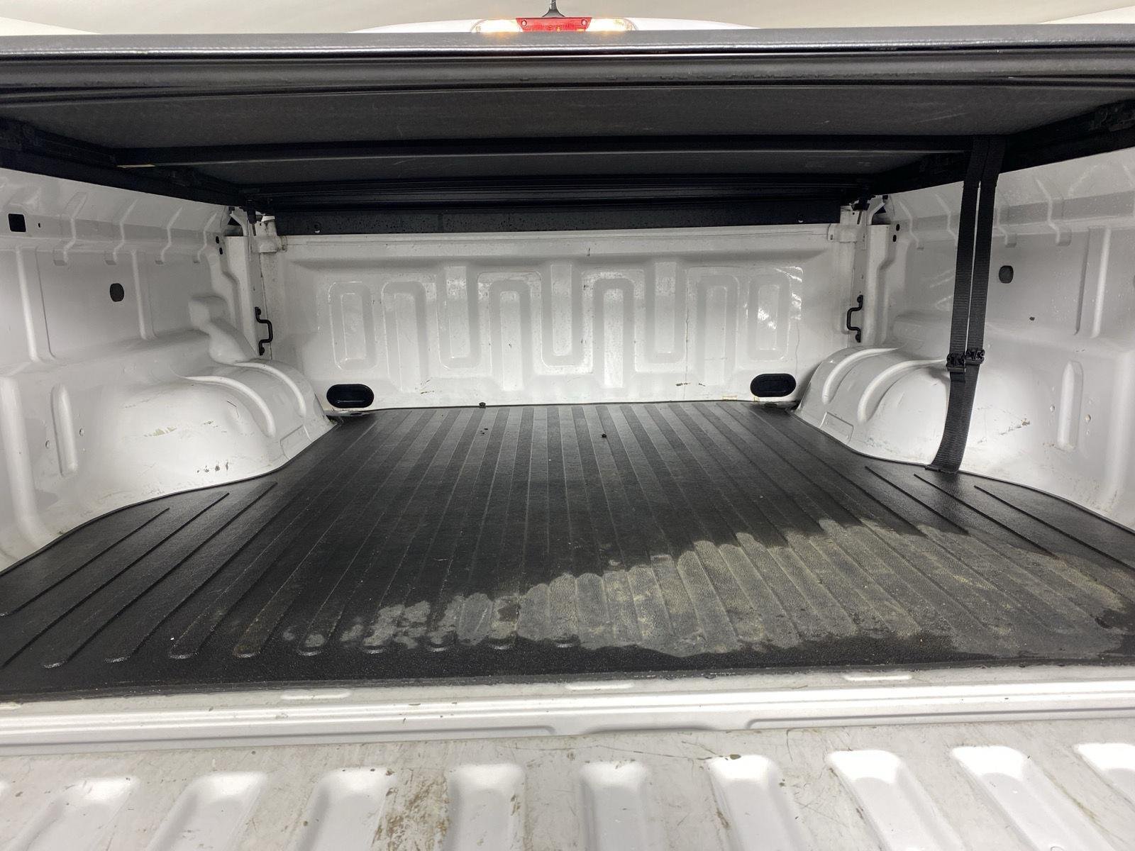 Used 2019 Oxford White Ford XL image 36