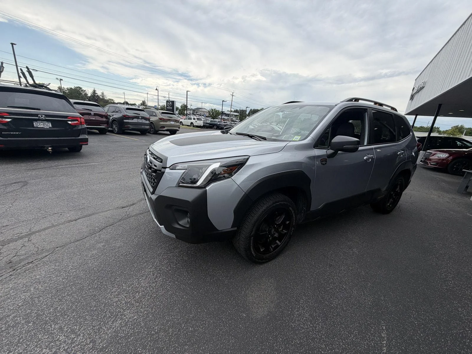 Used 2024 Magnetite Gray Metallic Subaru Wilderness image 3