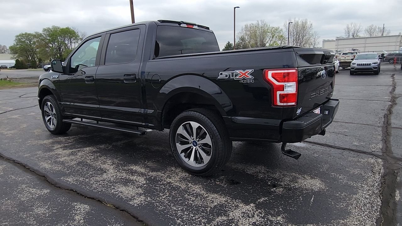 Used 2020 Black Ford XLT image 6