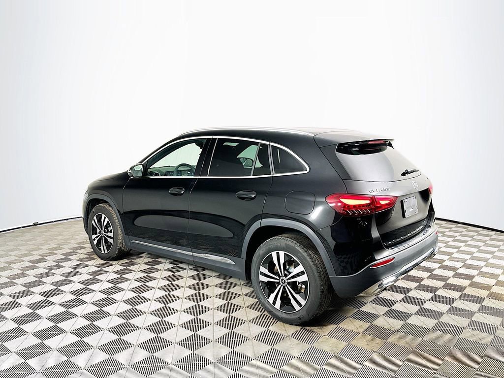 New 2026 Night Black Mercedes-Benz GLA 250 image 33